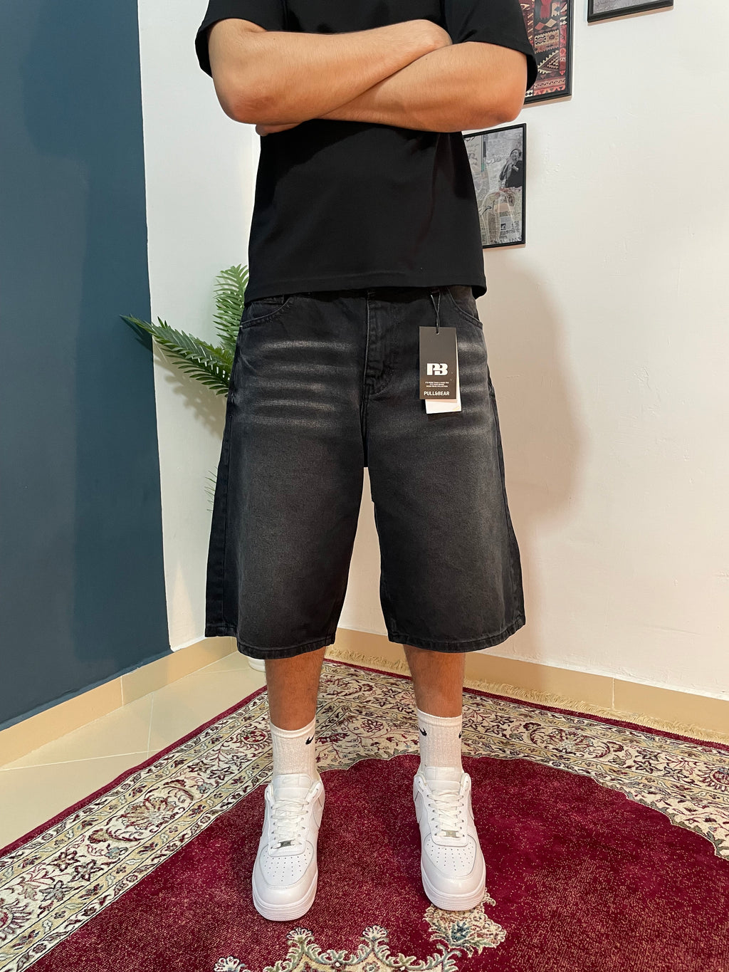 baggy shorts