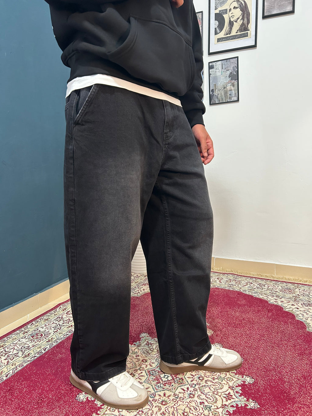 Black washed baggy jeans