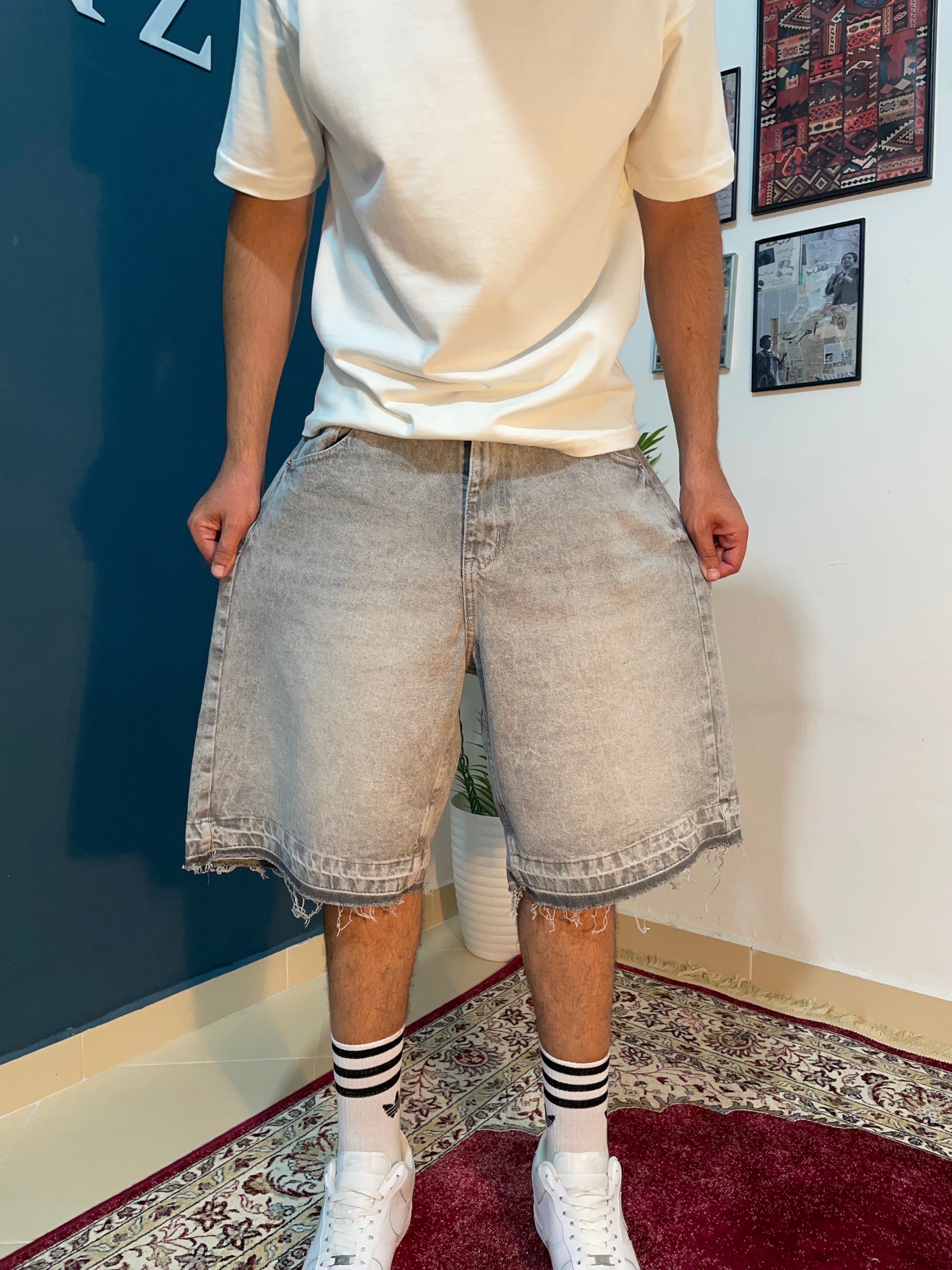 grey fleard jeans