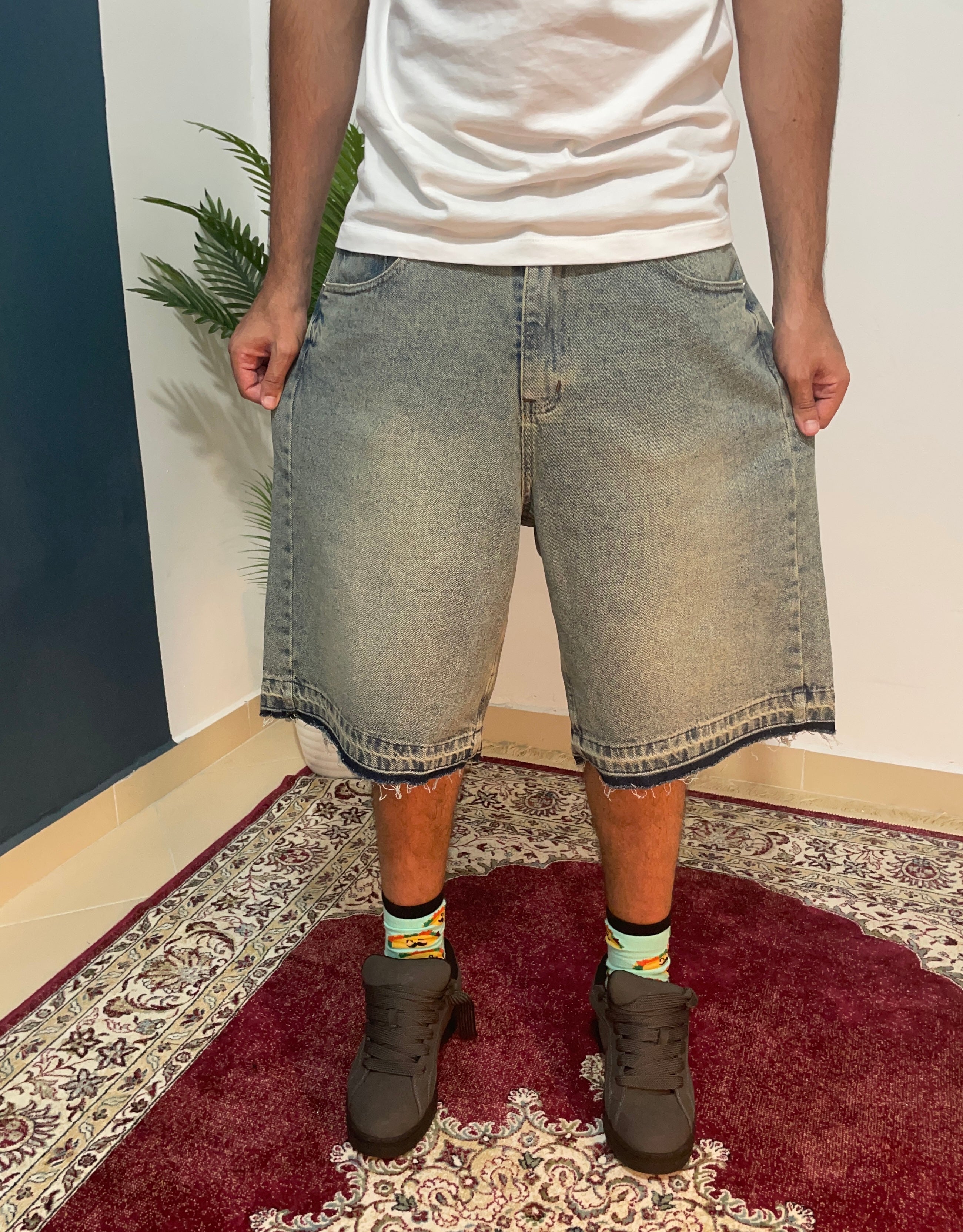 derty fleard shorts