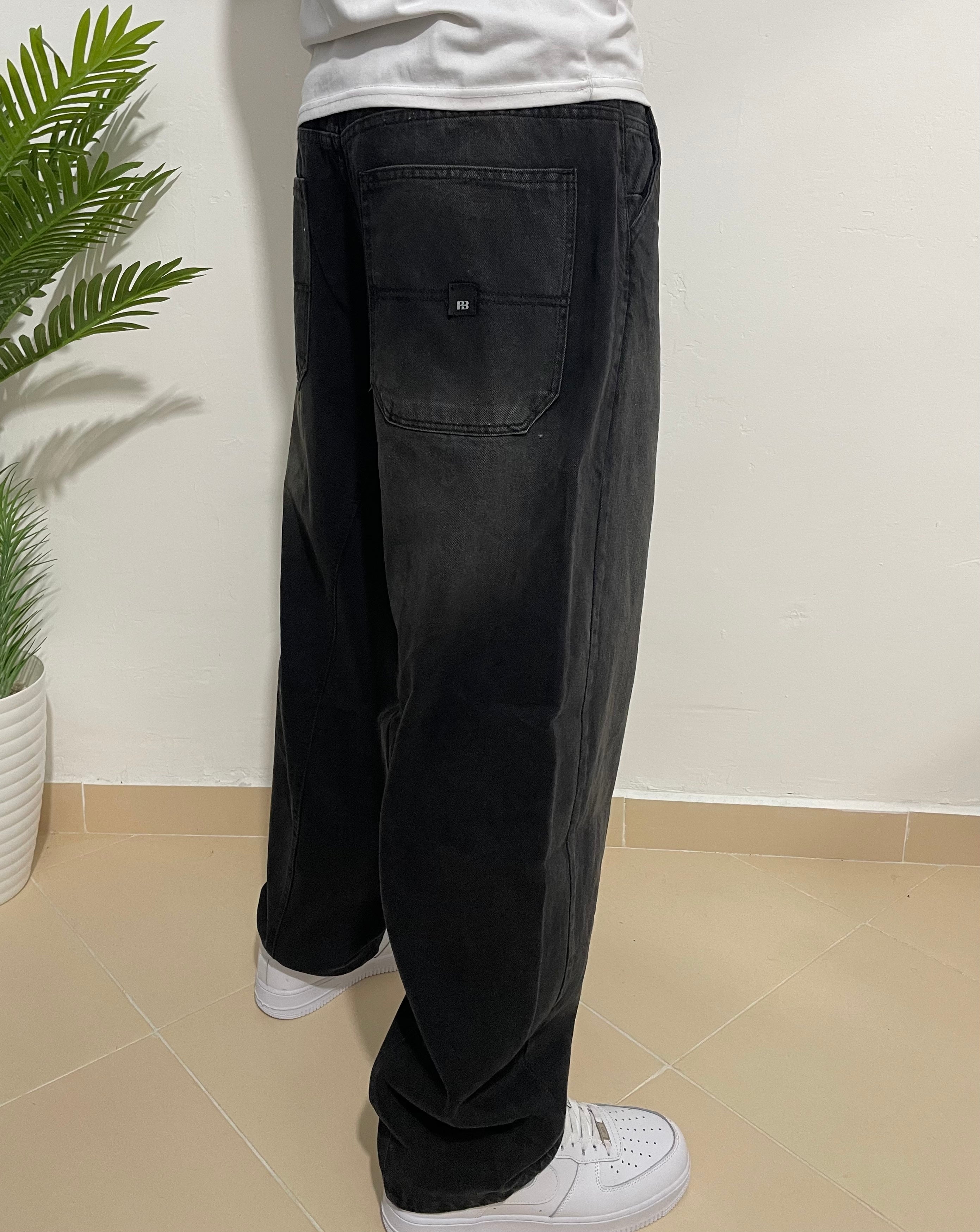 Washed Black ballon jeans